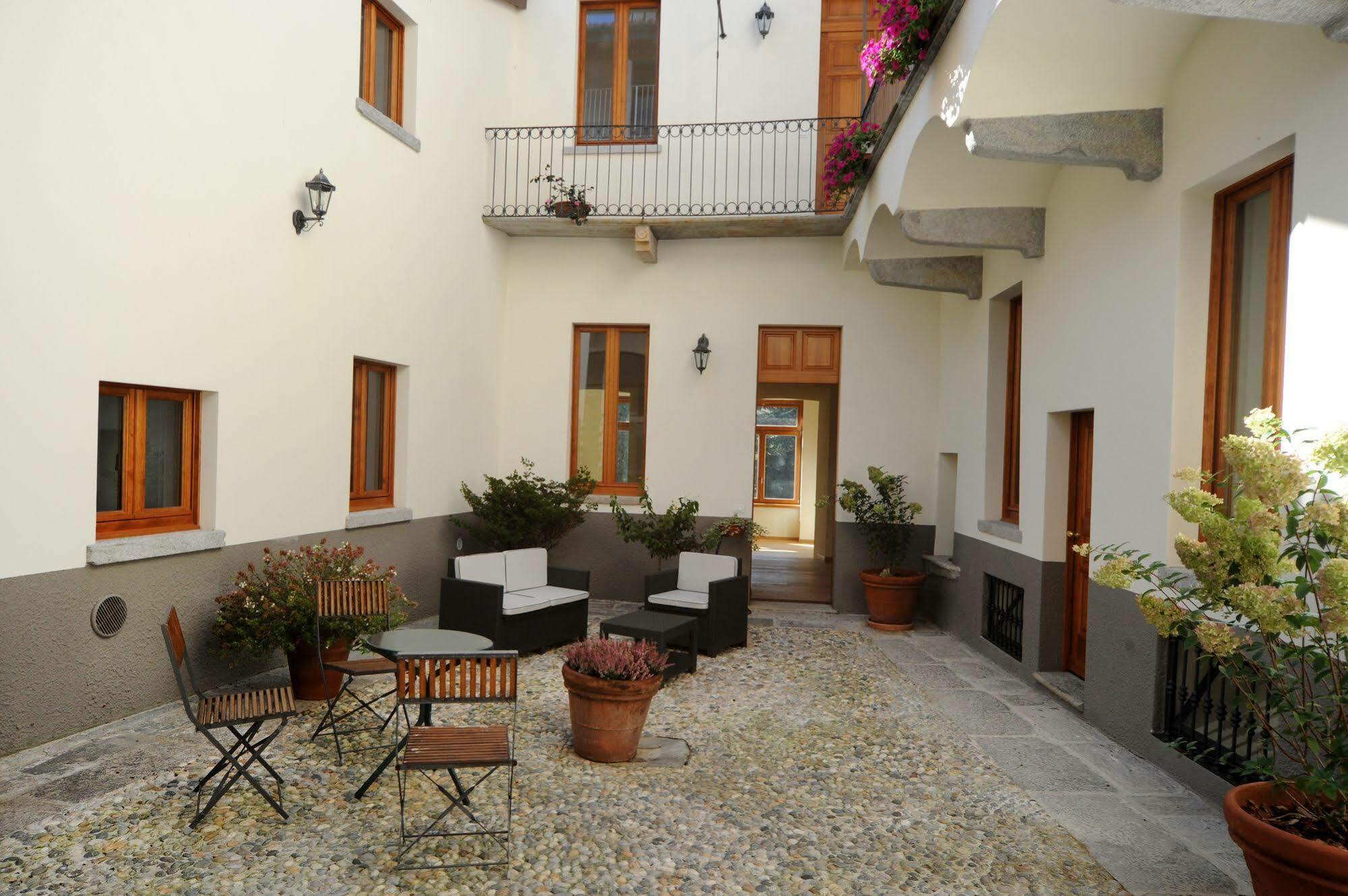 Casa Botta - Luino Lago Maggiore Exterior photo