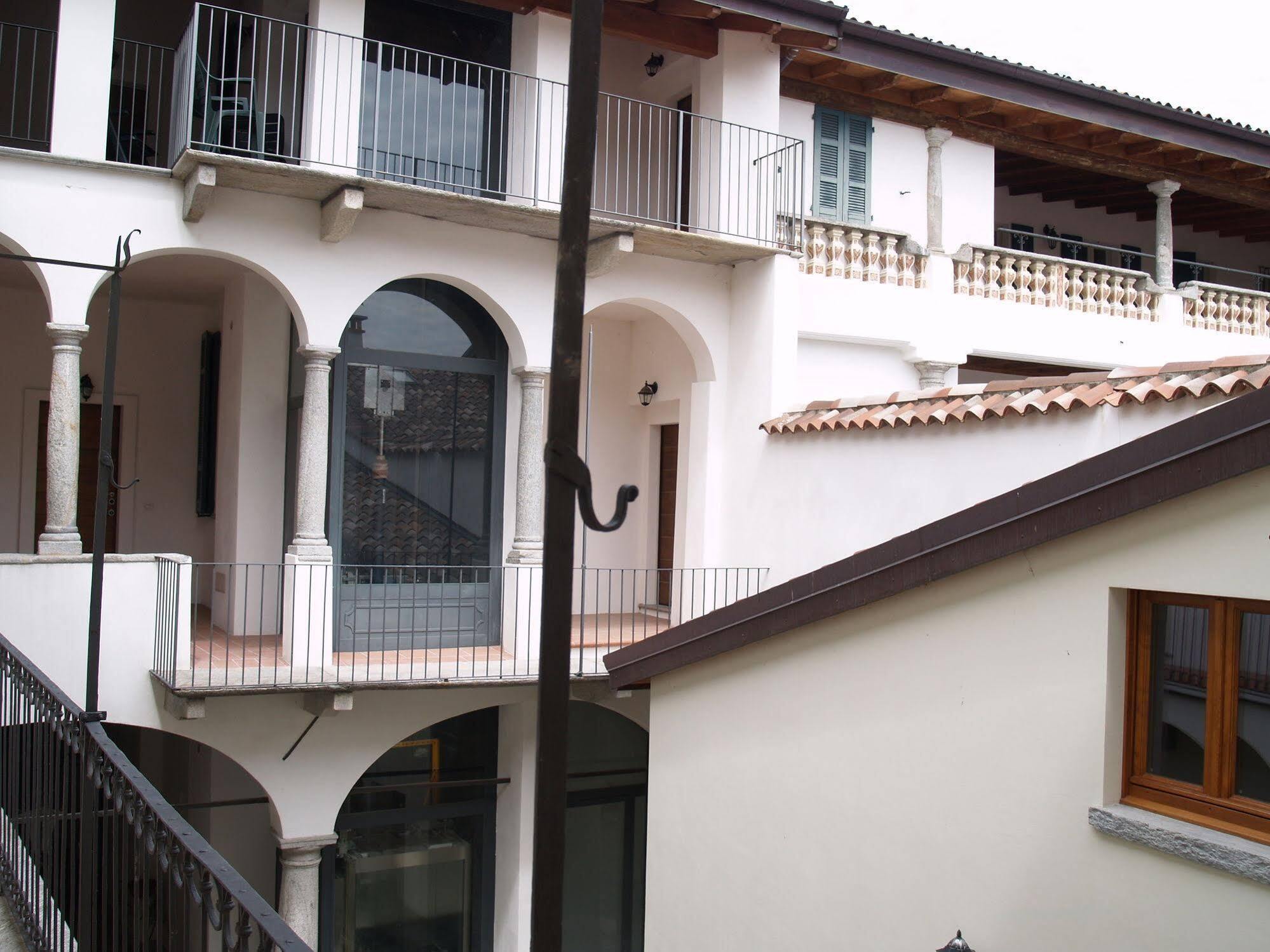 Casa Botta - Luino Lago Maggiore Exterior photo